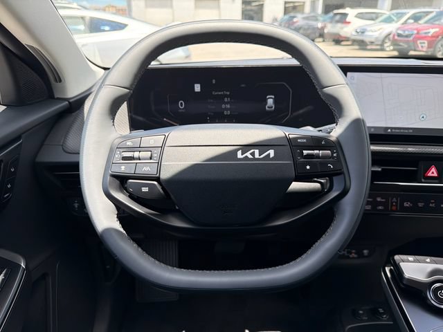 New 2026 Kia EV6 Wind RWD image 10