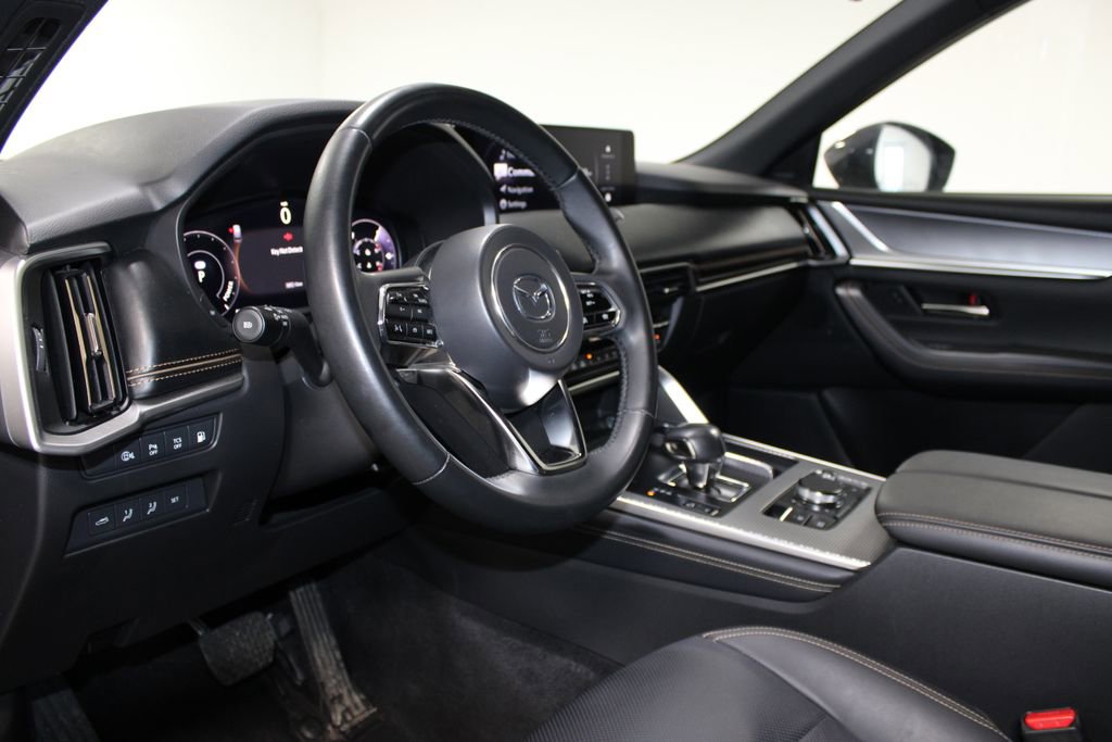 Used 2025 MAZDA CX-70 Plug-In Hybrid w/ Premium Plus AWD/4WD image 14