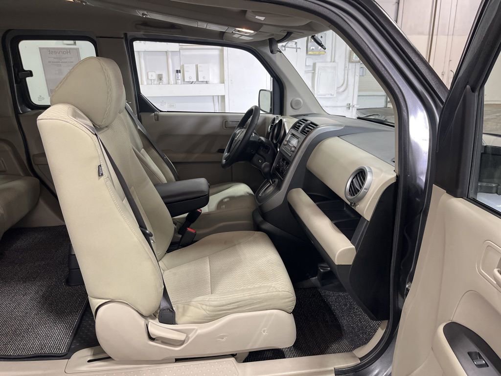 Used 2011 Honda Element EX image 28