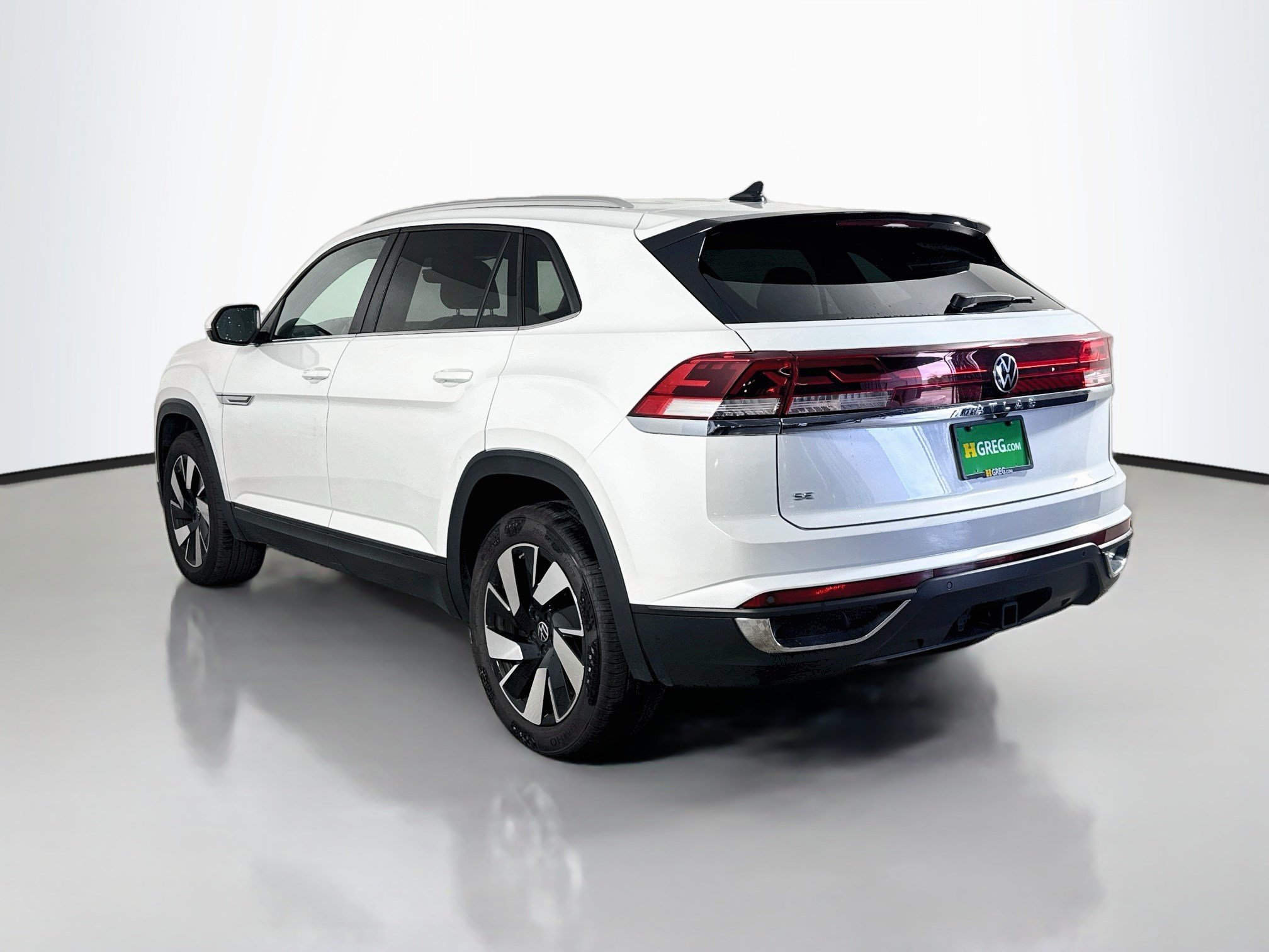 Used 2026 Volkswagen Atlas Cross Sport SE FWD image 7