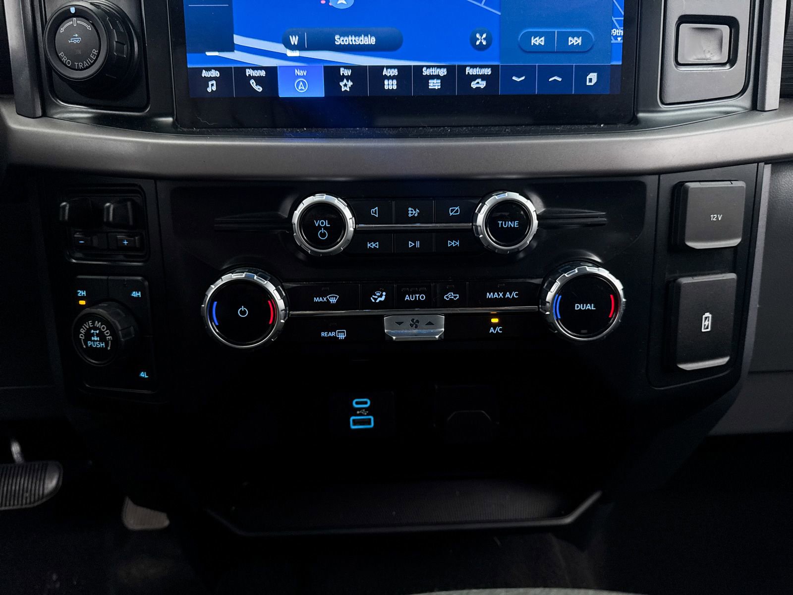 Used 2024 Ford F150 XLT w/ Tow/Haul Package AWD/4WD image 23