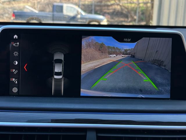 Used 2018 BMW 740e xDrive image 29