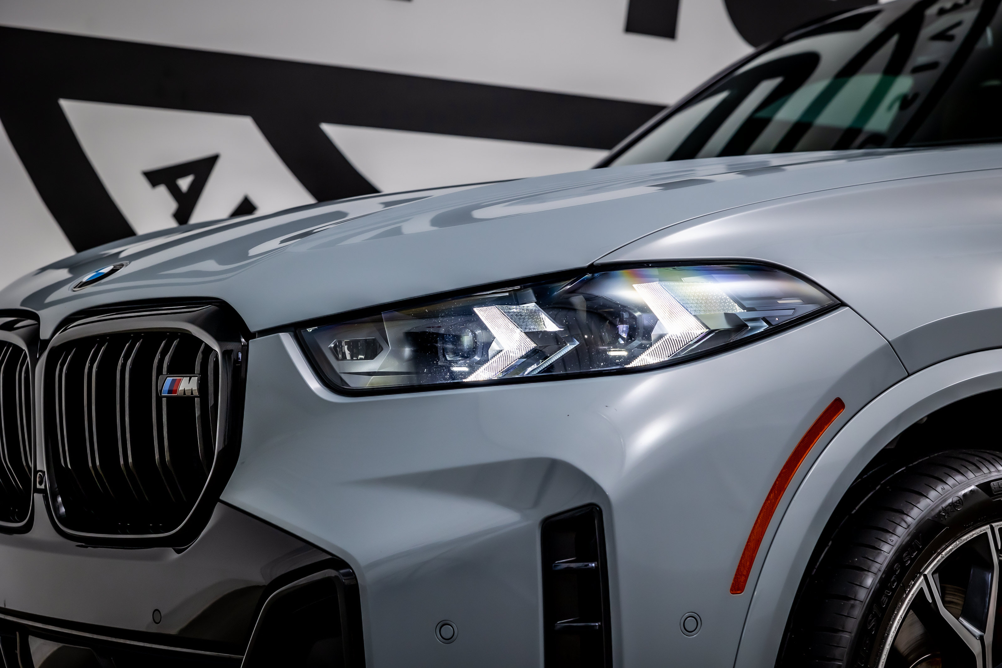 Used 2024 BMW X5 M60i AWD/4WD image 15