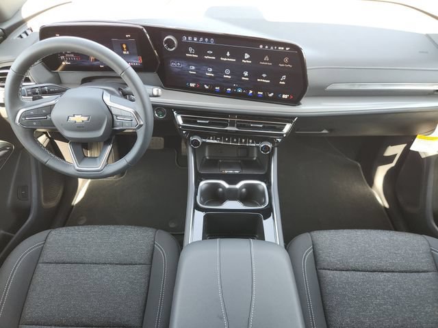 New 2027 Chevrolet Traverse LT FWD image 27