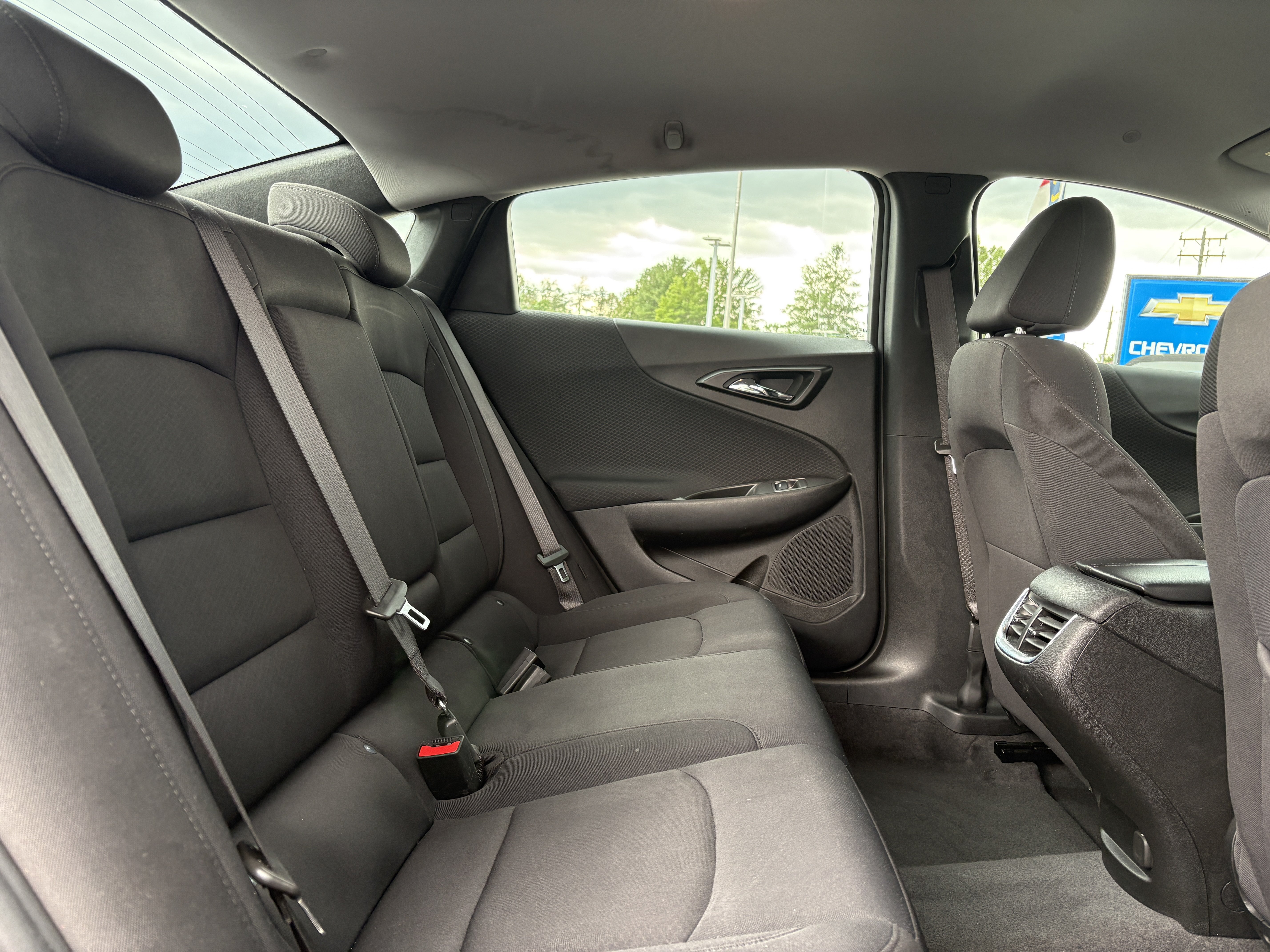 Used 2023 Chevrolet Malibu LT FWD image 12