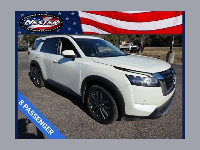 Used 2023 Nissan Pathfinder SL image 1