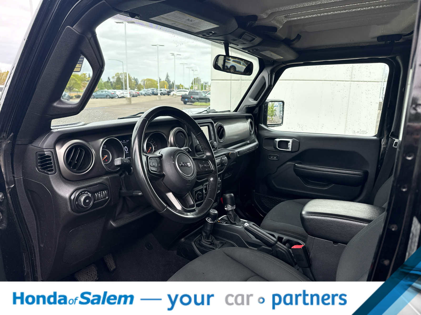 Used 2019 Jeep Wrangler Unlimited Sport S AWD/4WD image 2