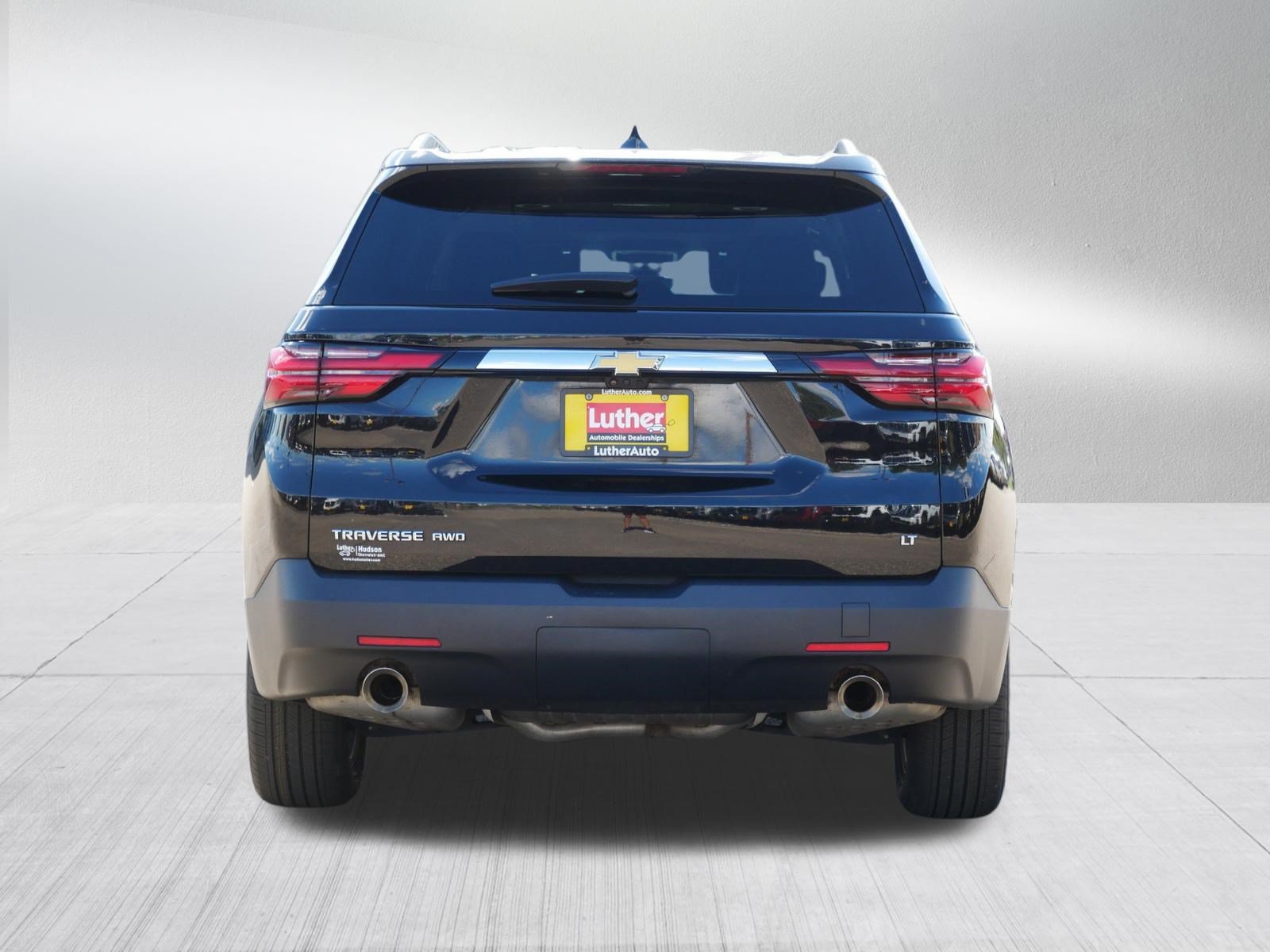 Used 2023 Chevrolet Traverse LT w/ LT Premium Package AWD/4WD image 6