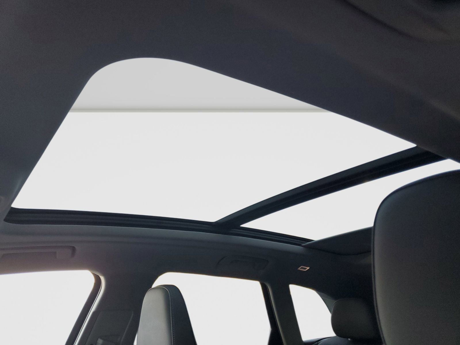 Used 2025 Audi Q5 Premium Plus w/ Premium Plus image 32