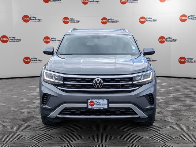 Certified 2023 Volkswagen Atlas Cross Sport SE w/ Panoramic Sunroof Package image 2