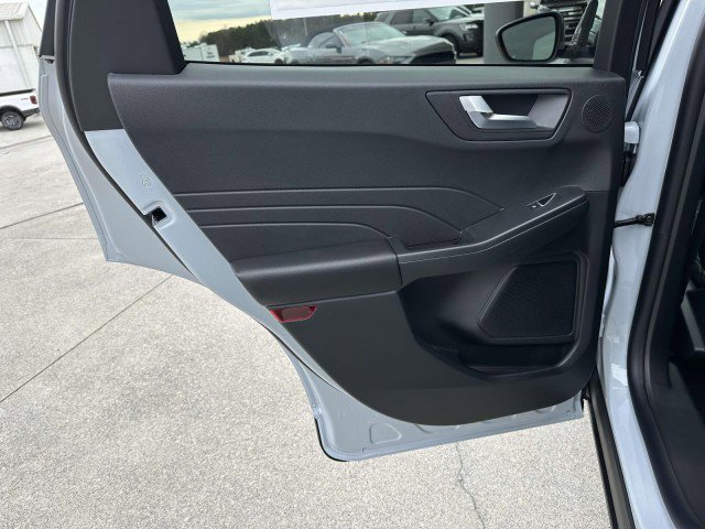 New 2025 Ford Escape Active w/ Active Premium Tech Pack image 29