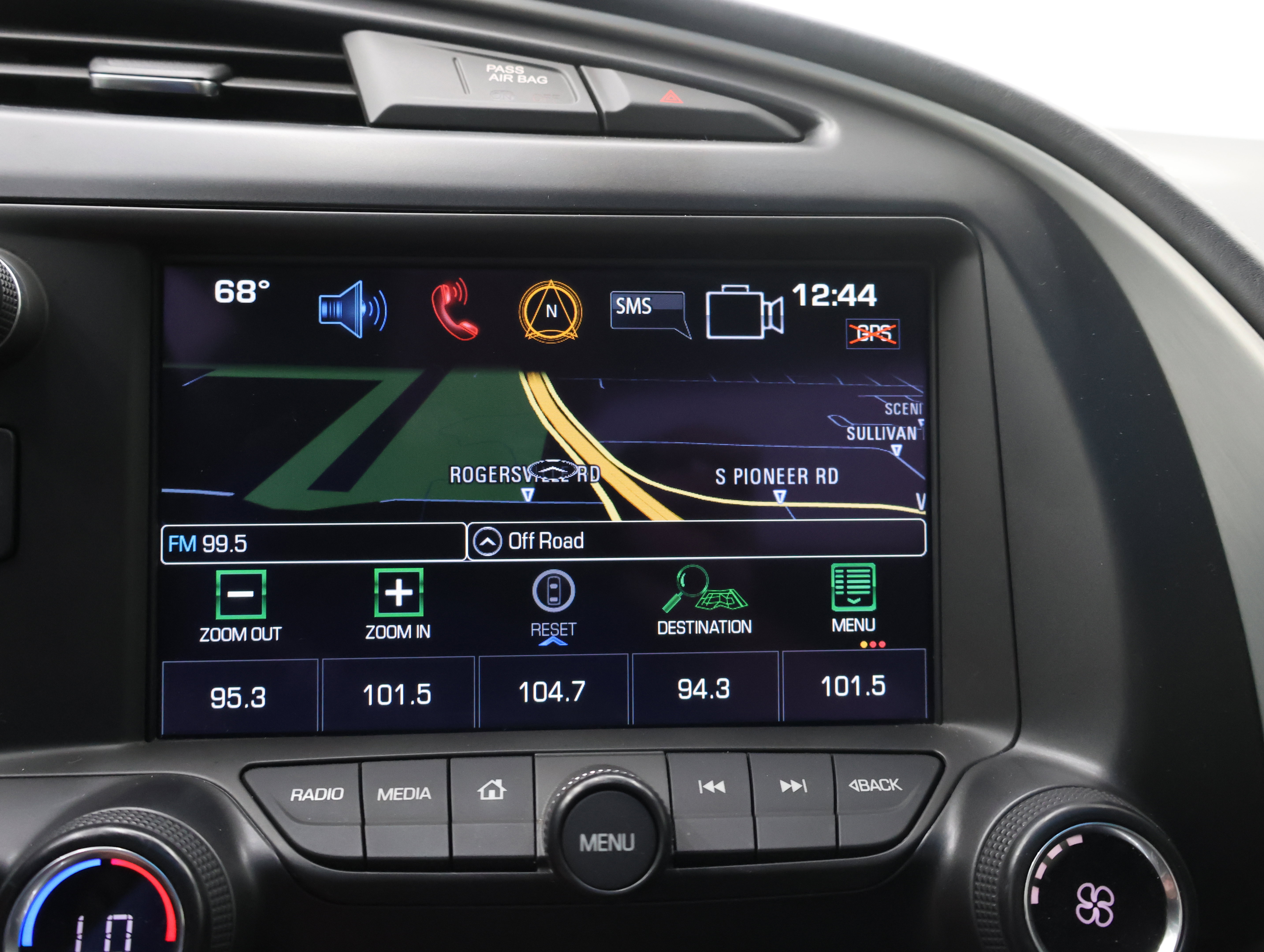 Used 2016 Chevrolet Corvette Stingray Coupe w/ 3LT Preferred Equipment Group RWD image 10