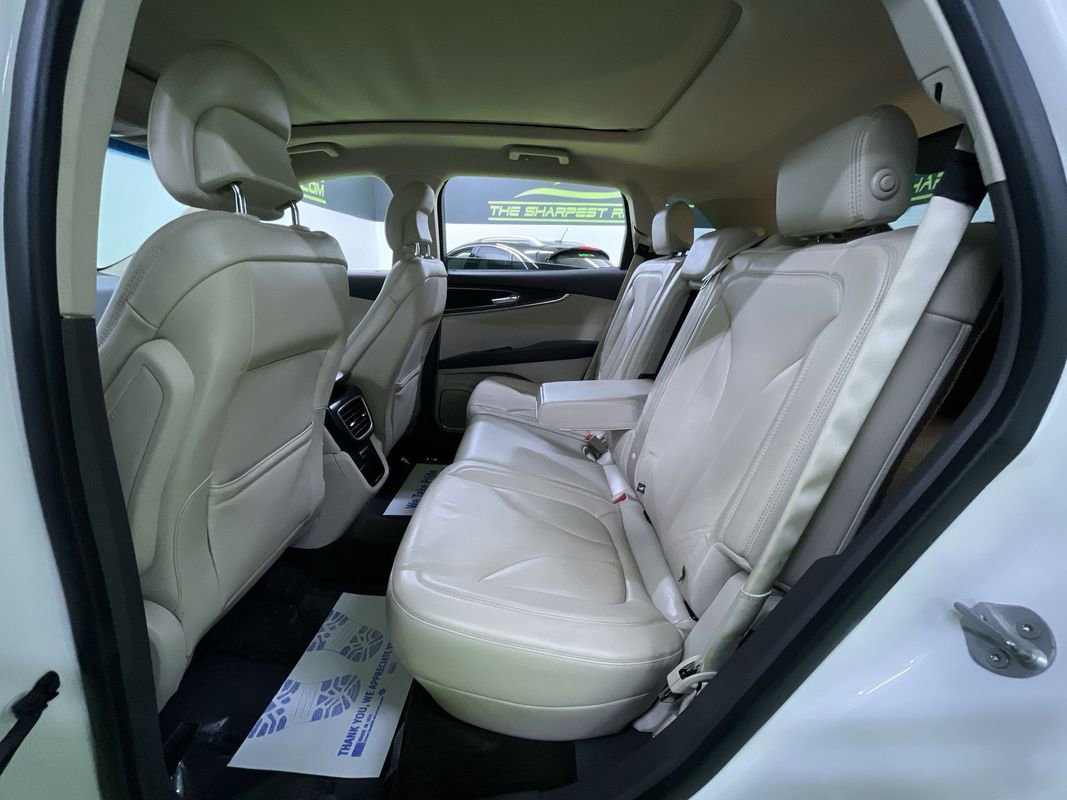 Used 2016 Lincoln MKX Reserve image 28