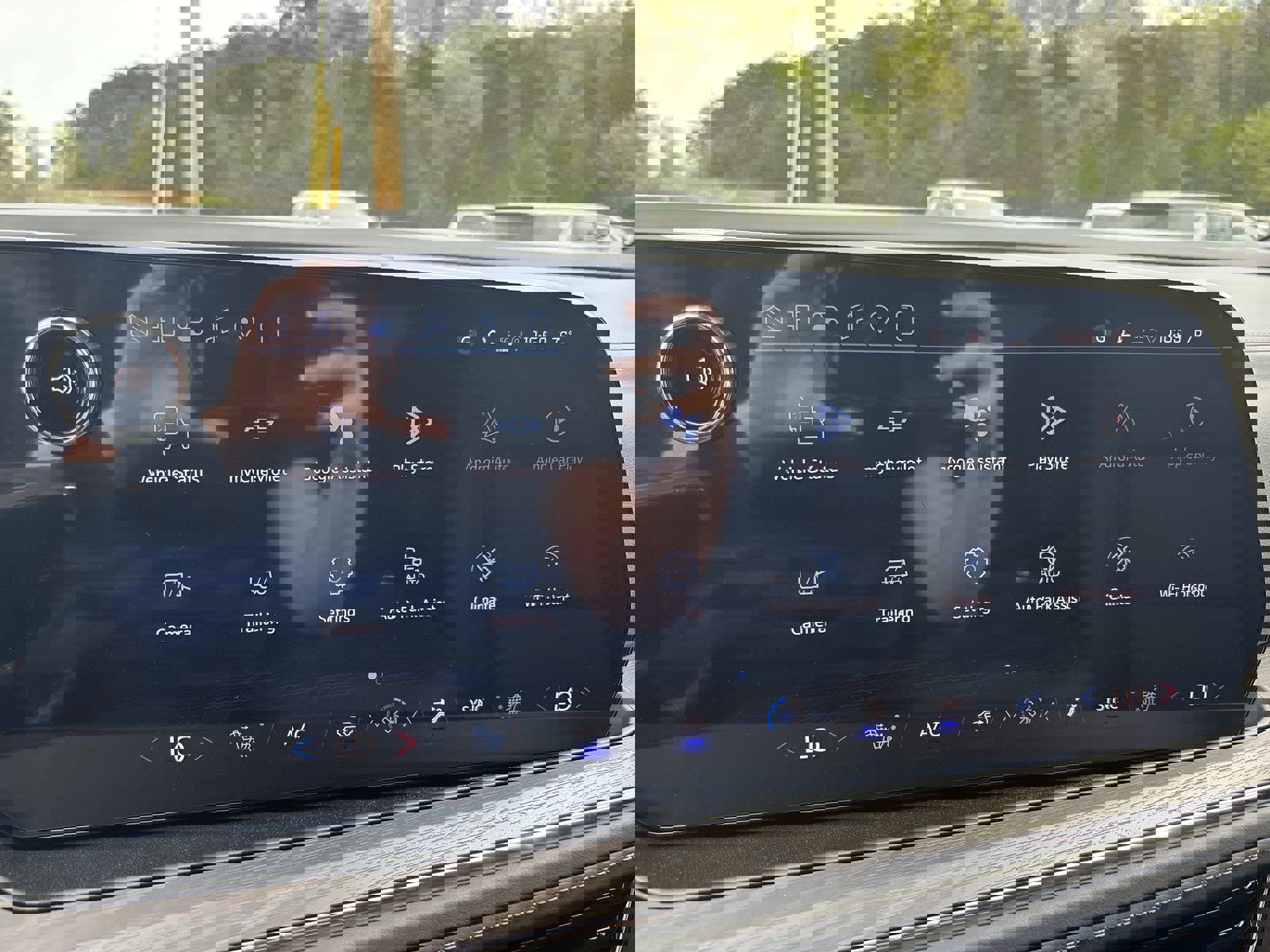 New 2026 Chevrolet Suburban LT image 19