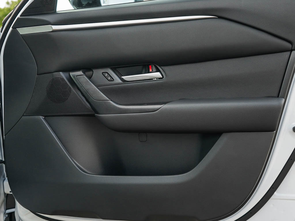 New 2026 MAZDA CX-50 AWD 2.5 S w/ Cargo Package image 9