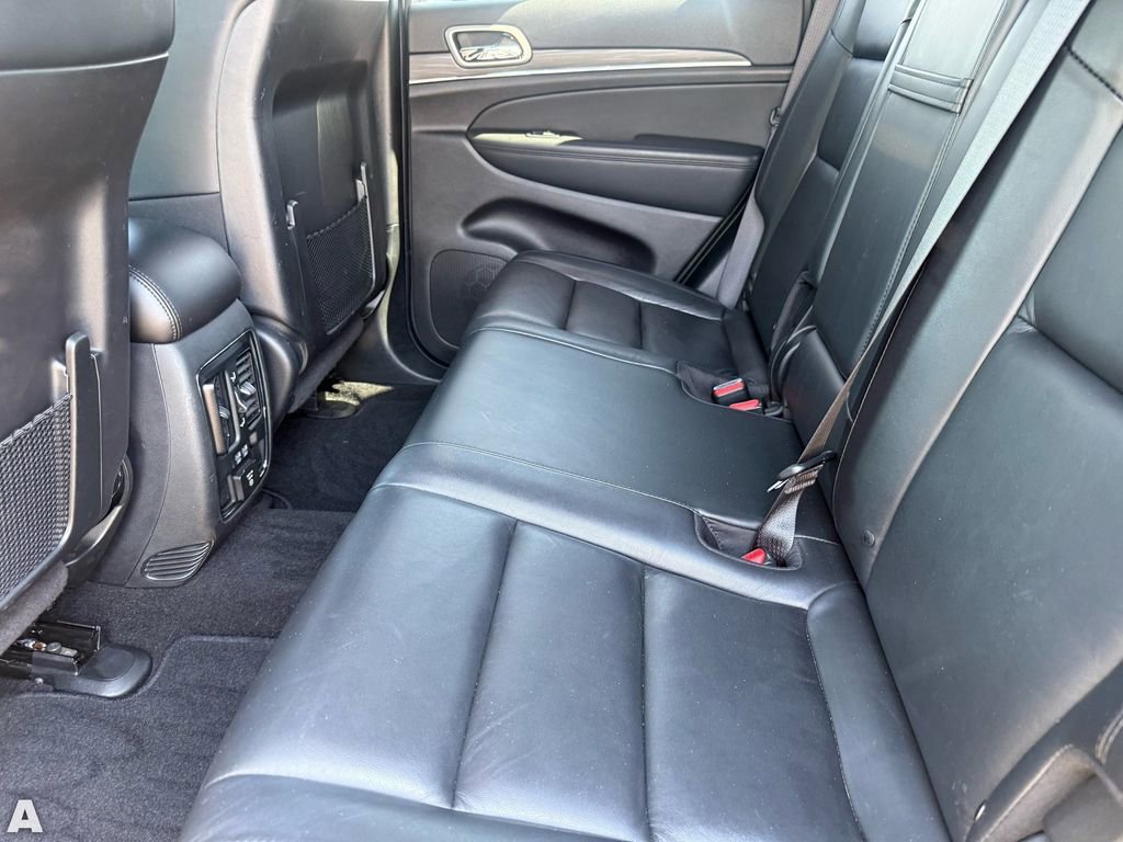 Used 2020 Jeep Grand Cherokee Limited image 26