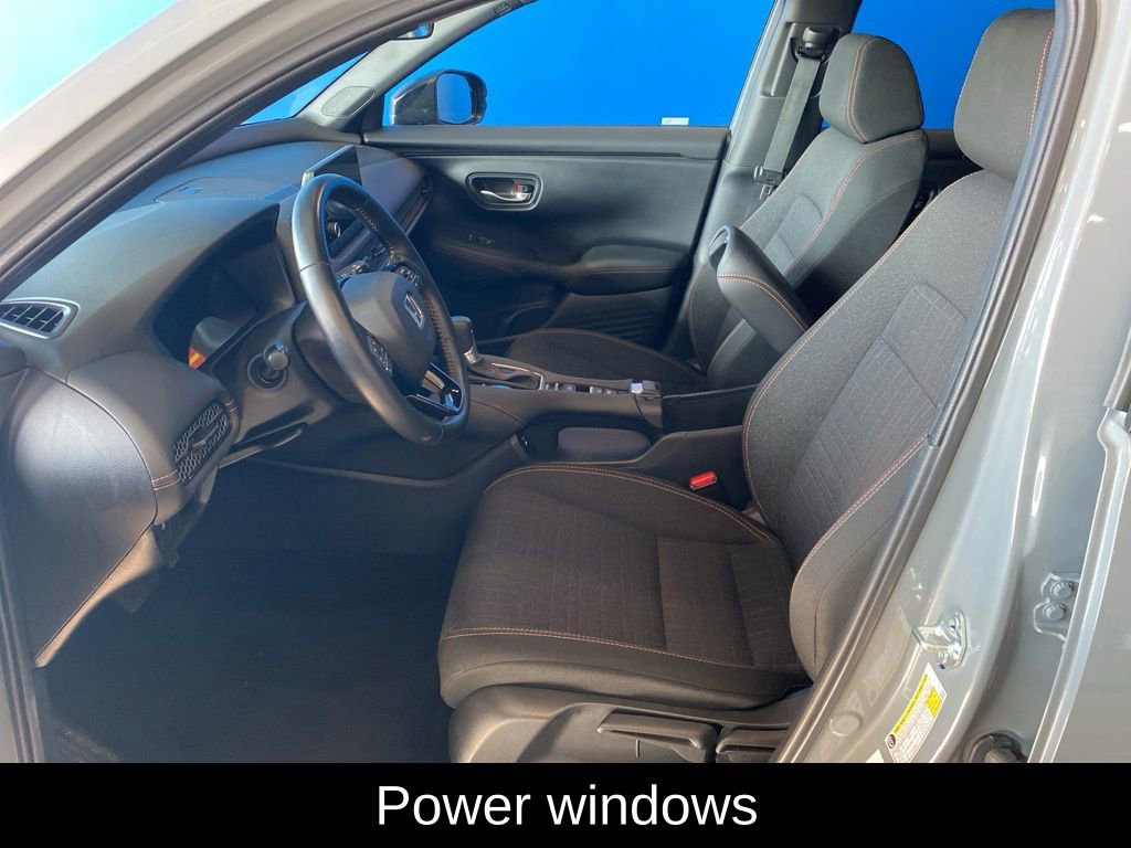 Used 2025 Honda HR-V Sport image 8