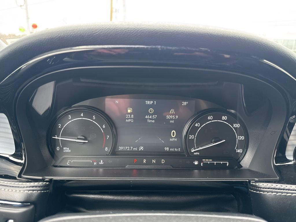 Used 2022 Lincoln Corsair AWD w/ Equipment Group 101A image 12