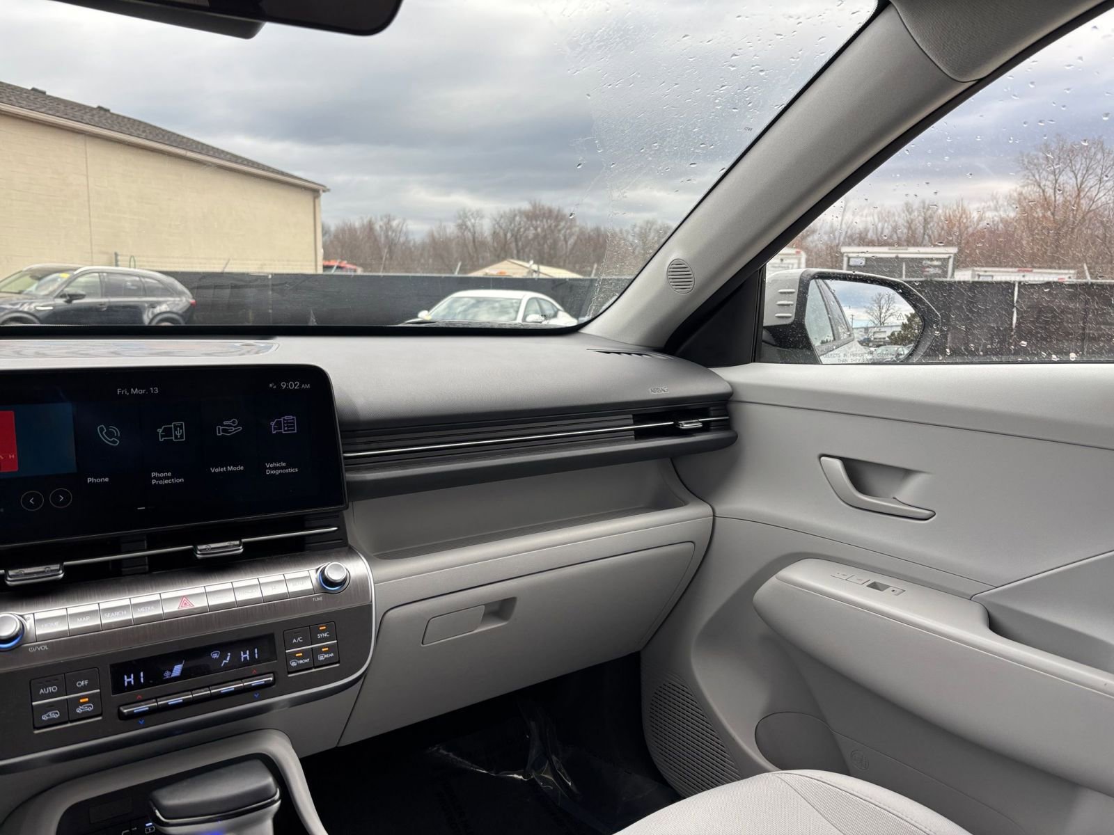 Used 2025 Hyundai Kona SEL image 37