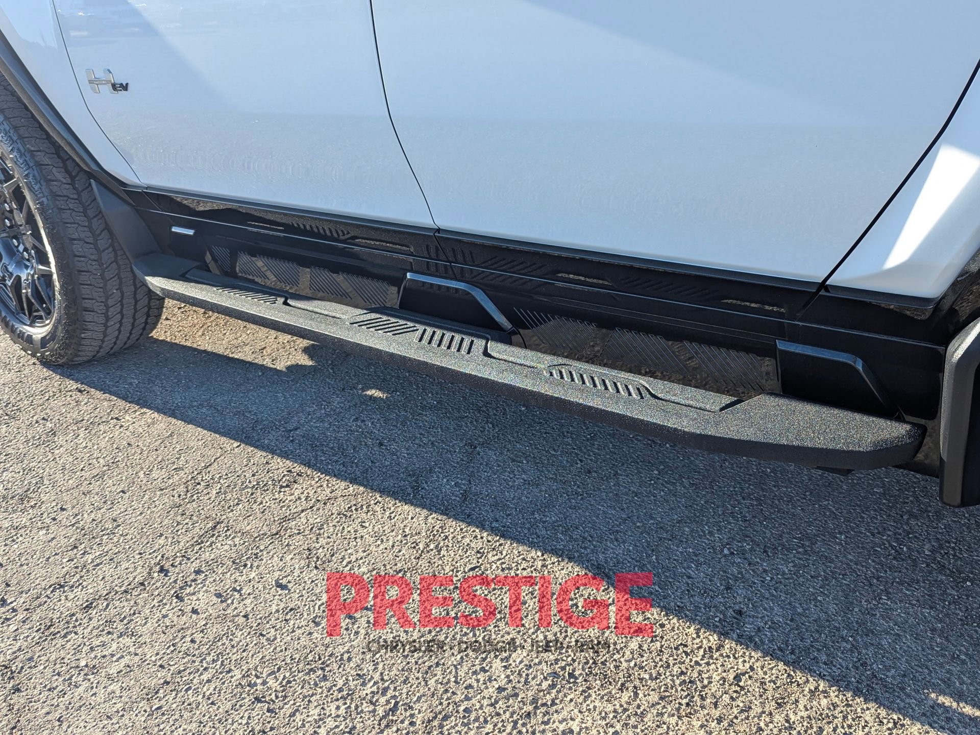 Used 2024 GMC Hummer EV 2X image 13