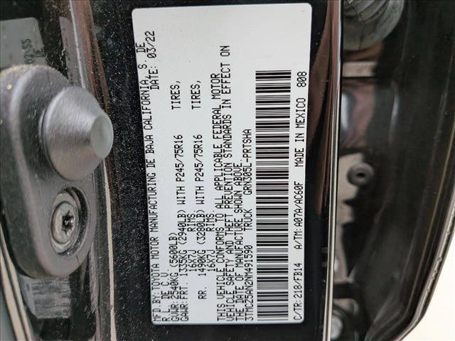 Used 2022 Toyota Tacoma SR AWD/4WD image 15