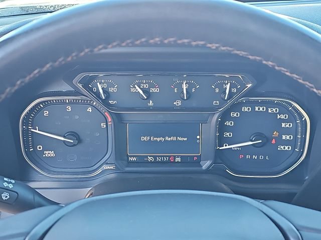 Used 2022 GMC Sierra 2500 AT4 w/ Gooseneck/5TH Wheel Package AWD/4WD image 11