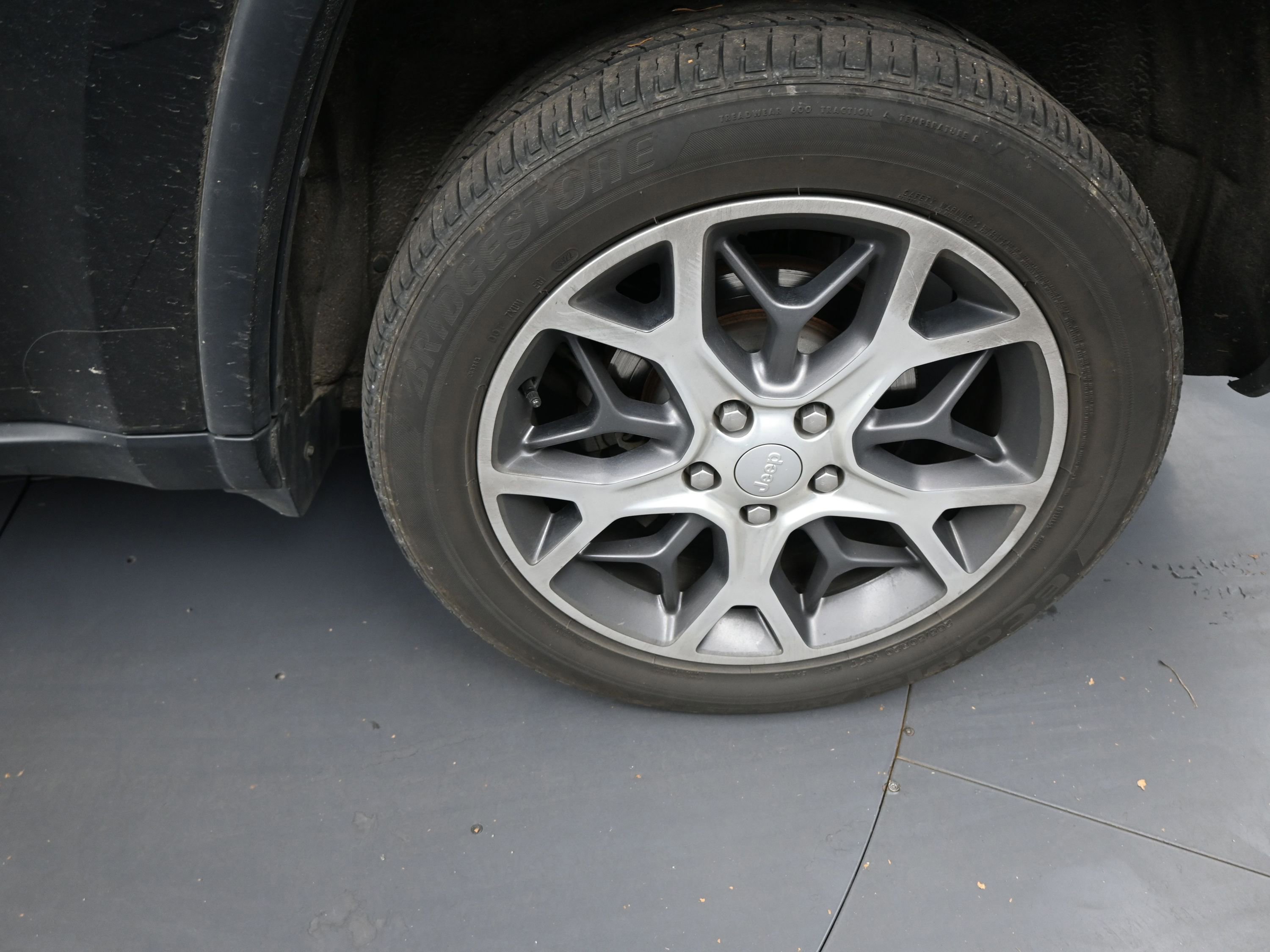 Used 2020 Jeep Grand Cherokee Limited w/ Luxury Group II image 20