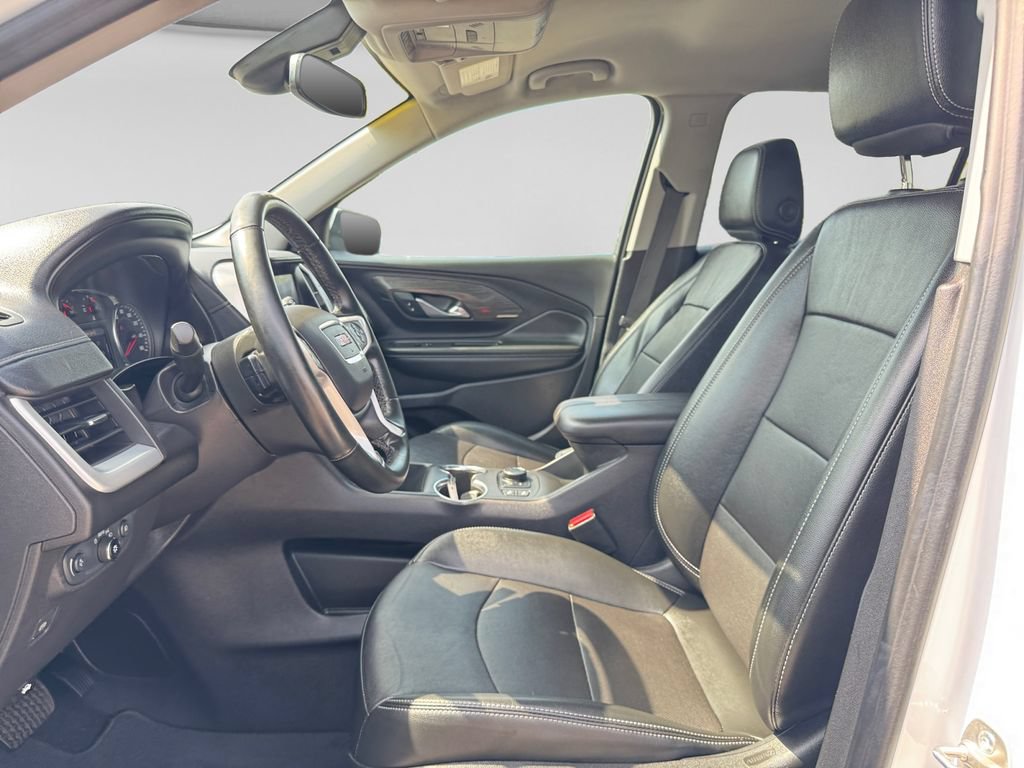 Used 2024 GMC Terrain SLT AWD/4WD image 18