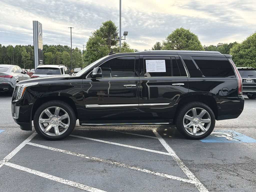 Used 2020 Cadillac Escalade Luxury AWD/4WD image 6