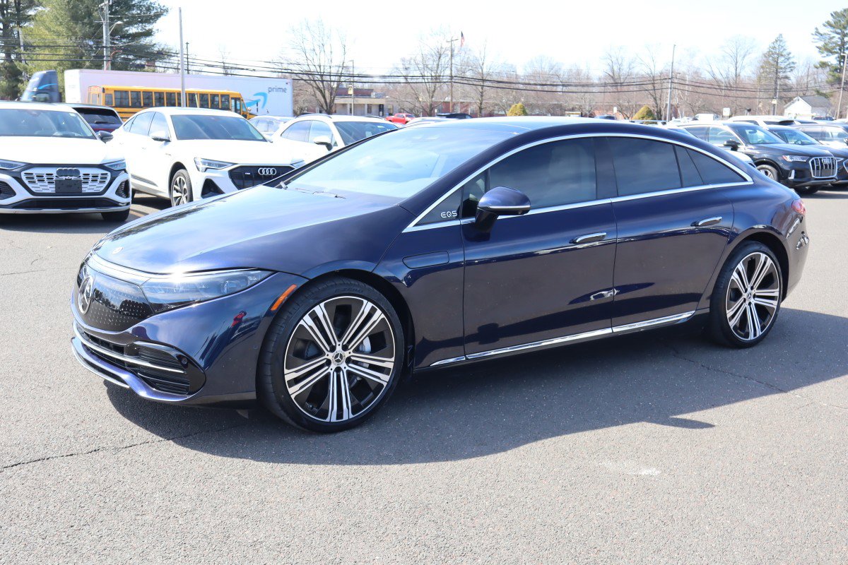 Used 2022 Mercedes-Benz EQS 580 4MATIC Sedan image 1
