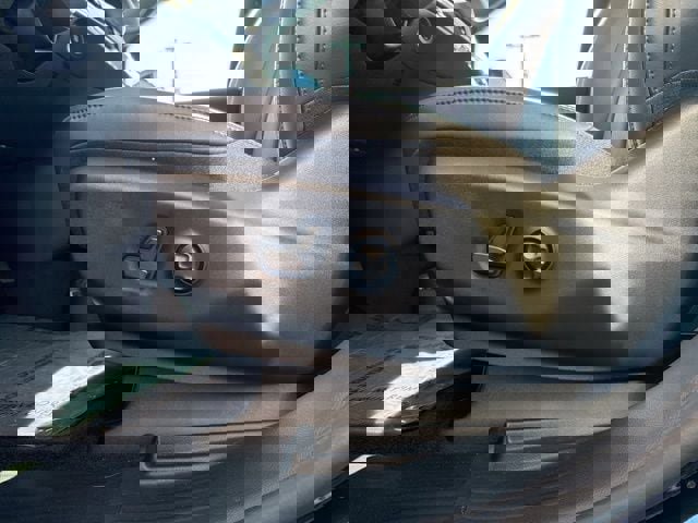 New 2026 Chrysler Pacifica Select image 8