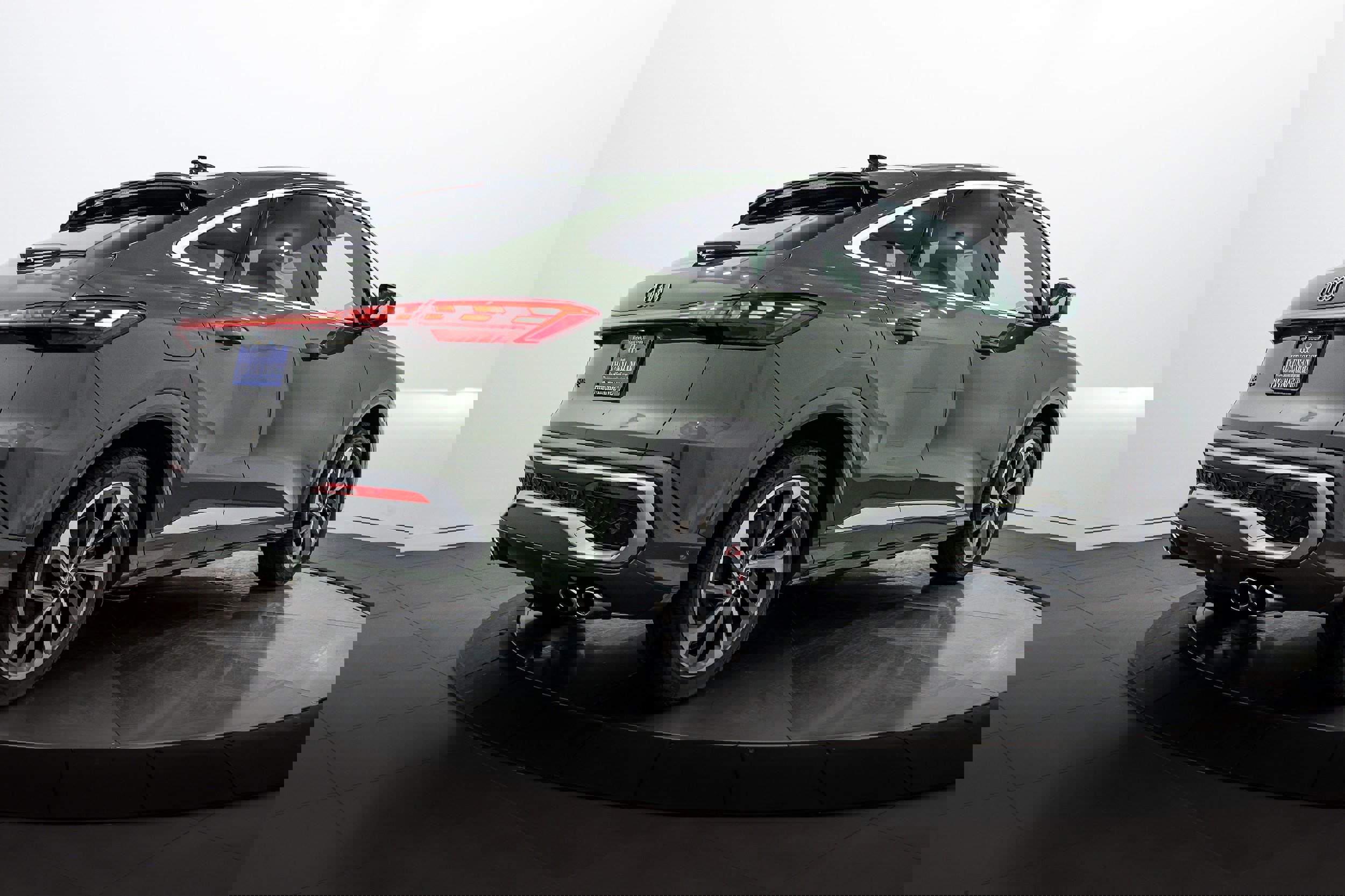 New 2025 Audi SQ5 Premium Plus image 4