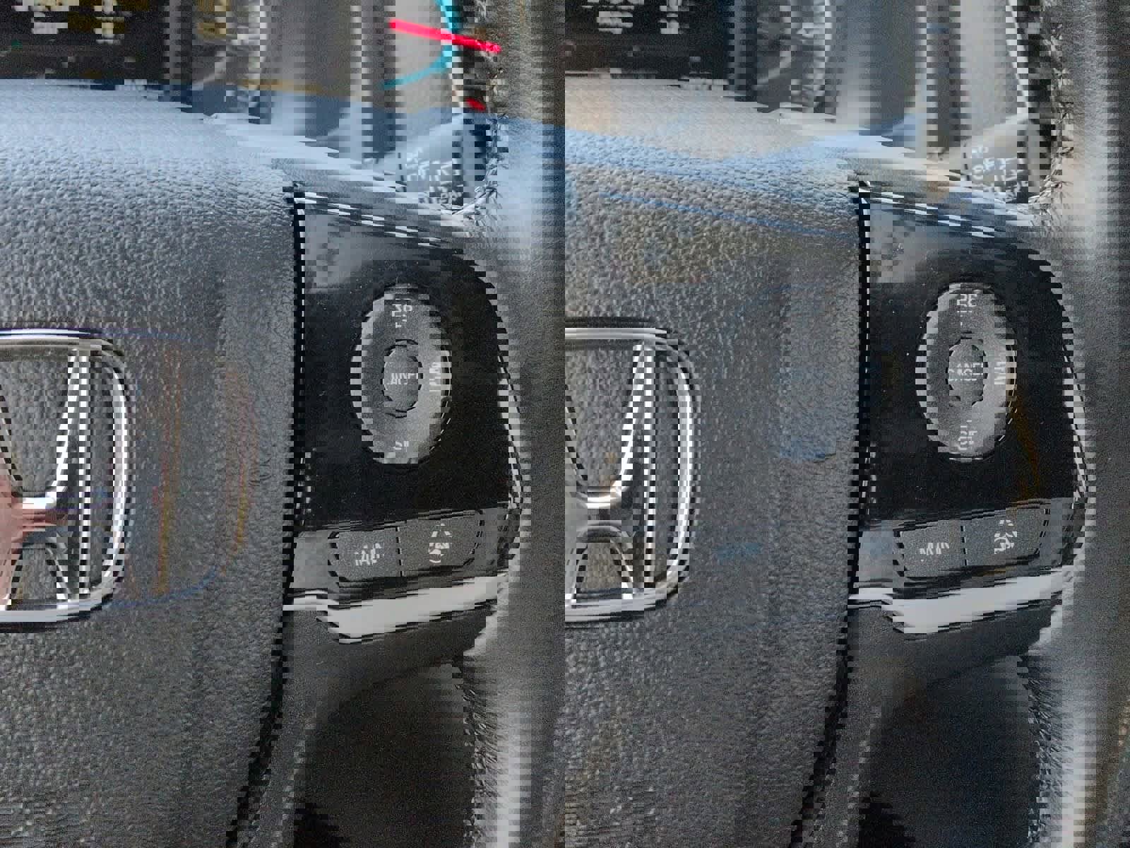 Used 2020 Honda Pilot Touring image 27