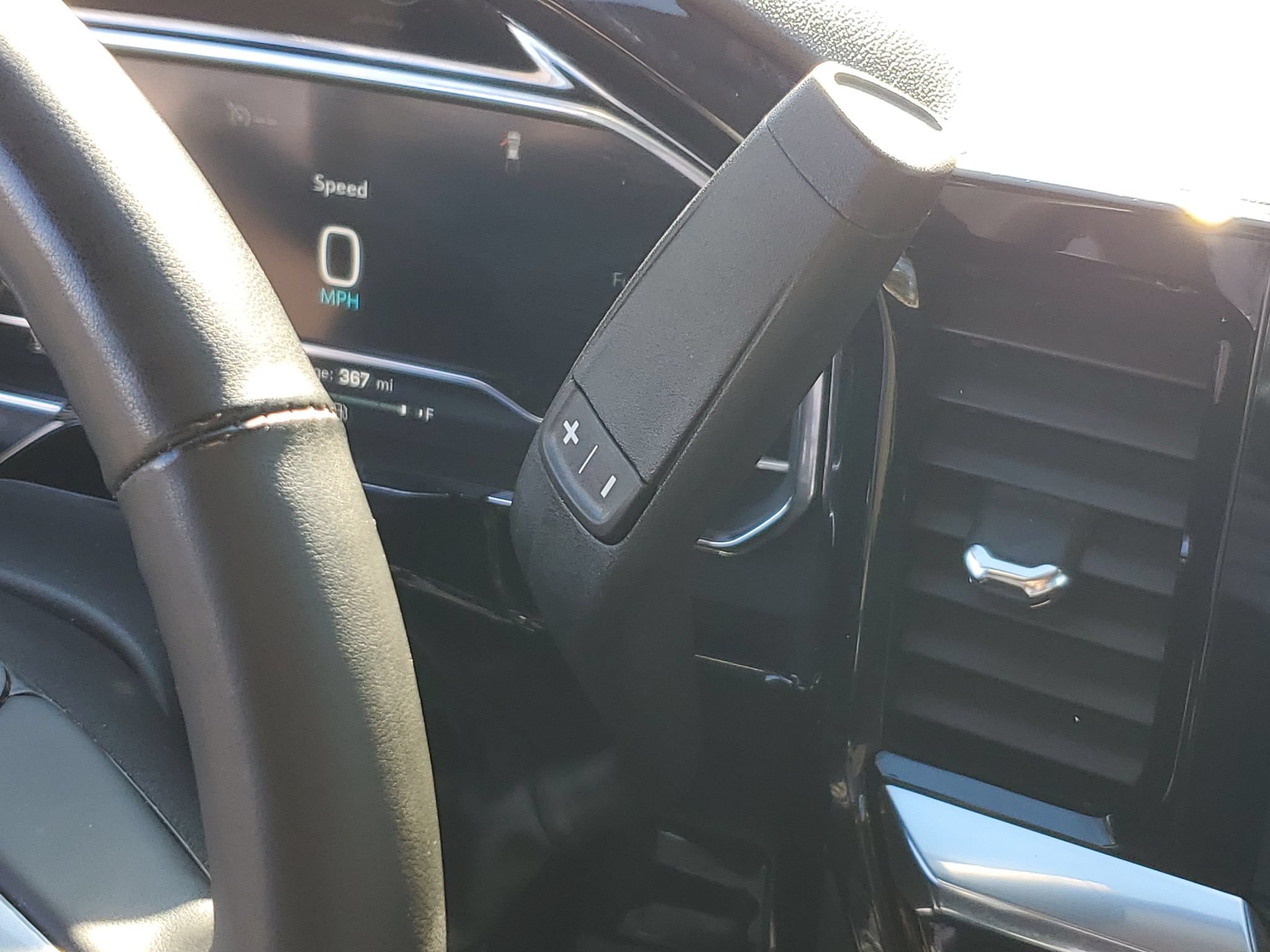 Used 2024 Chevrolet Silverado 1500 LT AWD/4WD image 24