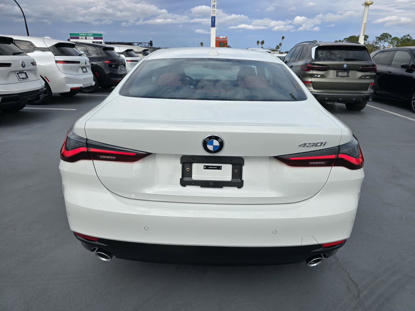 New 2026 BMW 430i Coupe w/ Convenience Package RWD image 4