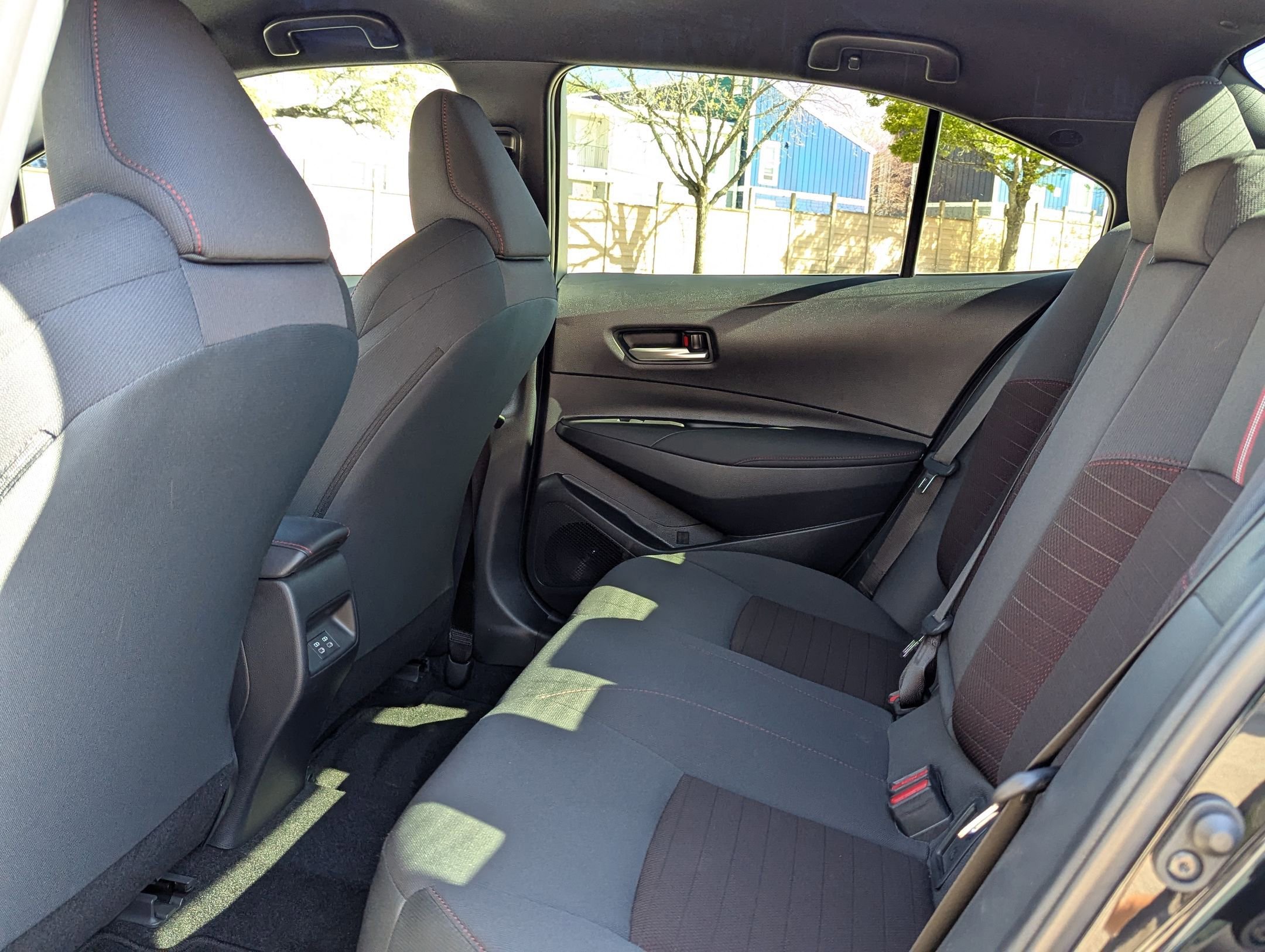 Used 2023 Toyota Corolla SE image 14