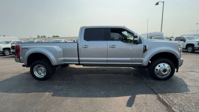 Used 2021 Ford F450 Platinum w/ FX4 Off-Road Package AWD/4WD image 9