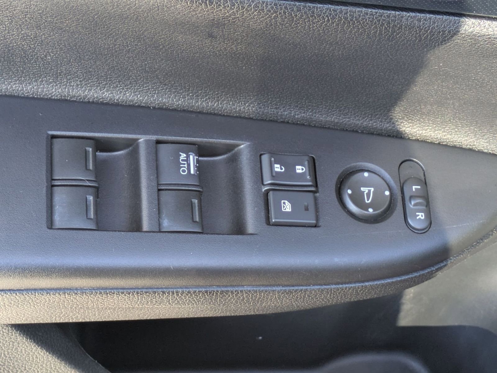 Used 2013 Honda Accord Sport image 19