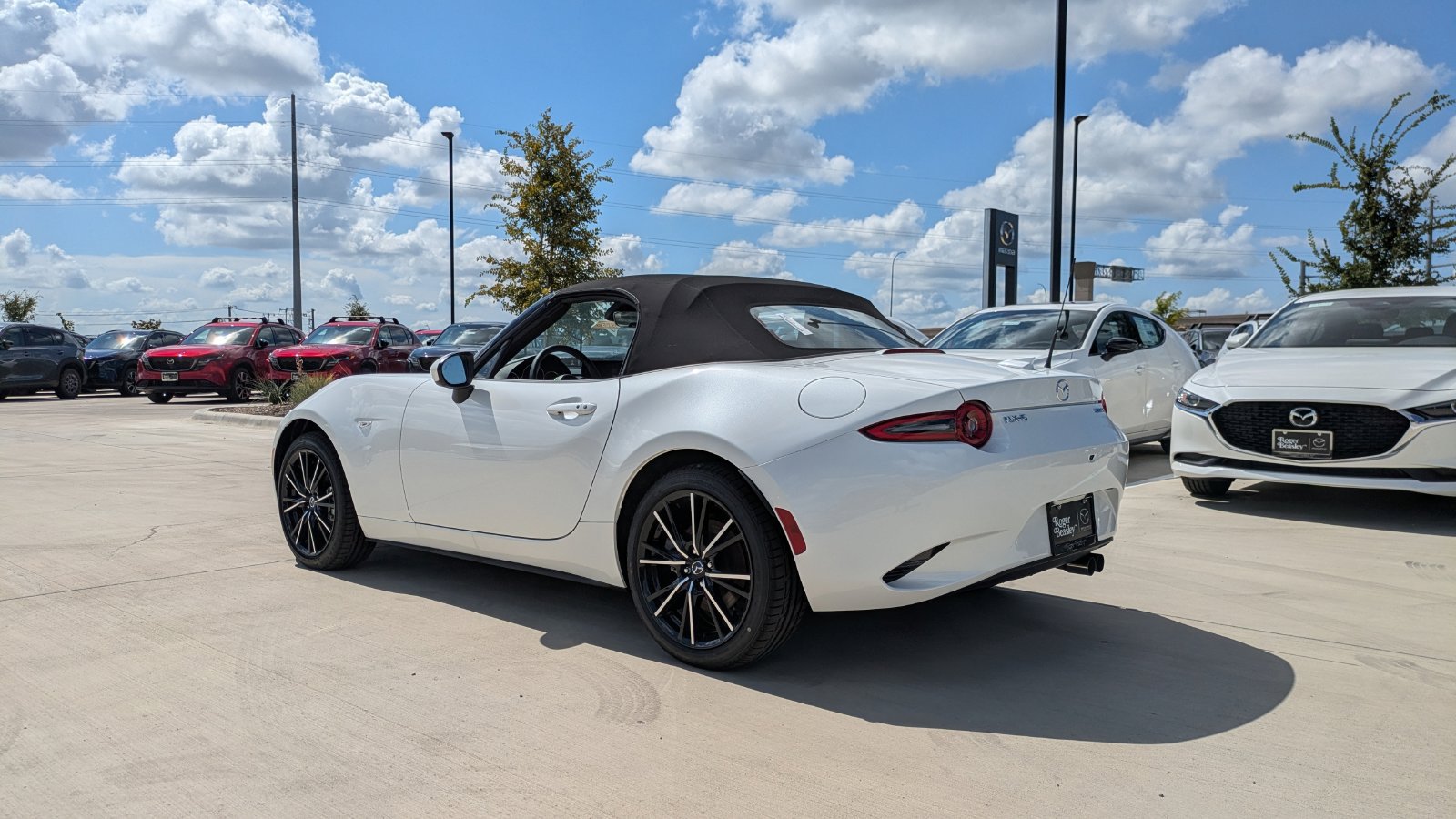 New 2026 MAZDA MX-5 Miata Grand Touring RWD image 5