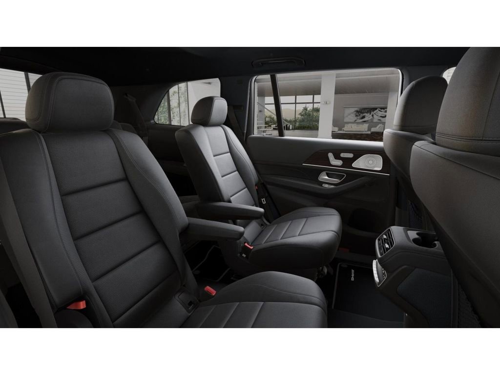 New 2026 Mercedes-Benz GLS 450 4MATIC image 5