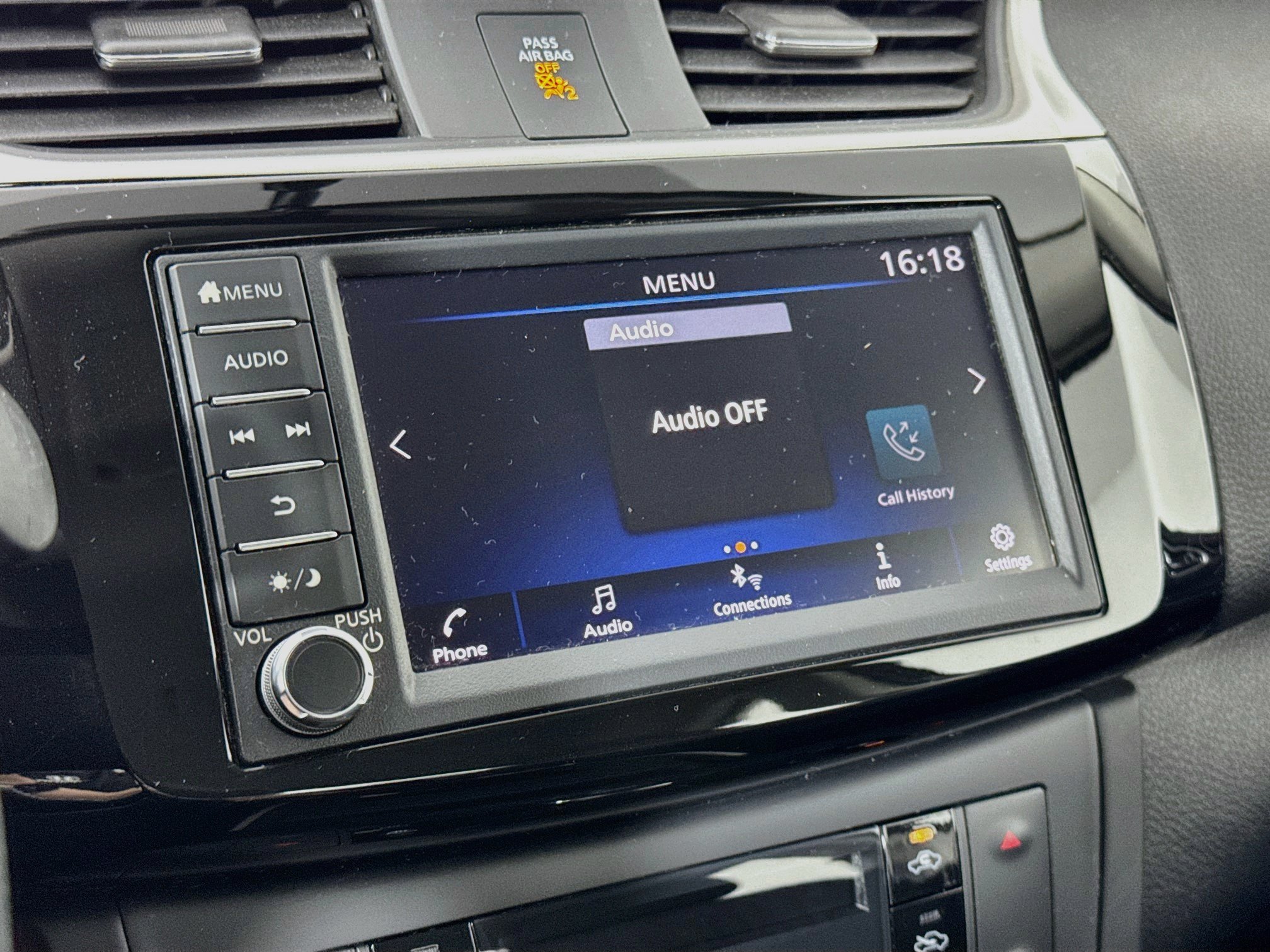Used 2019 Nissan Sentra SV FWD image 14