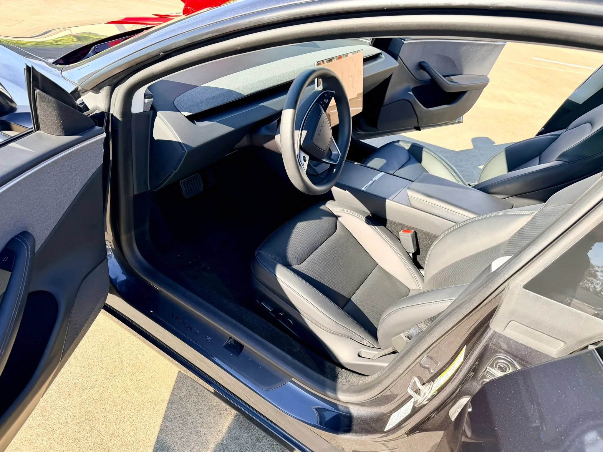 Used 2024 Tesla Model 3 Long Range RWD image 38