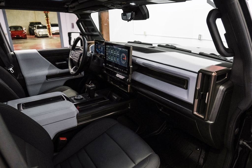 Used 2025 GMC Hummer EV 2X image 20