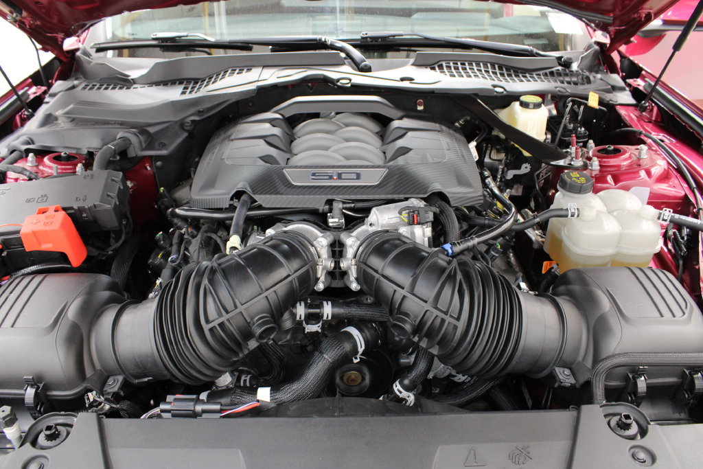Used 2025 Ford Mustang GT Premium RWD image 29