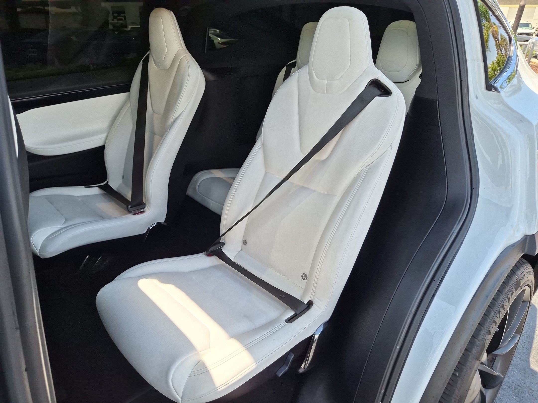 Used 2020 Tesla Model X Long Range AWD/4WD image 30