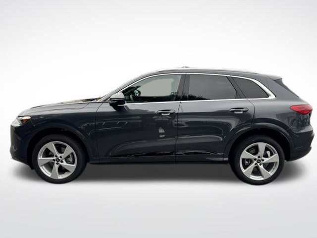 Certified 2025 Audi Q5 Premium Plus AWD/4WD image 6