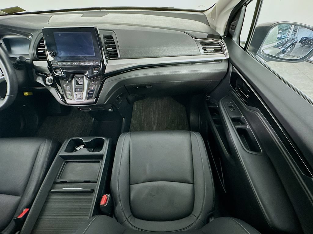 Used 2023 Honda Odyssey Touring image 11