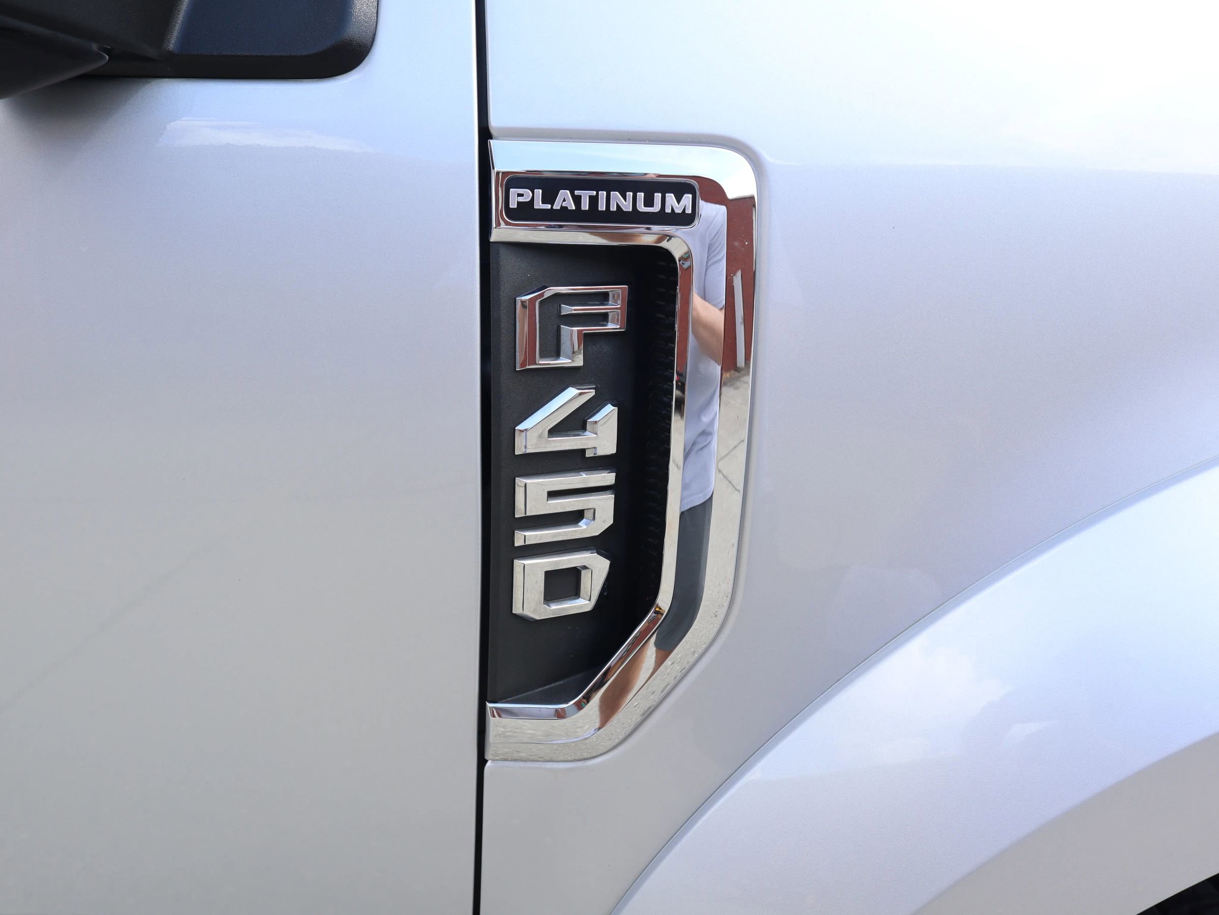 Used 2019 Ford F450 Platinum image 36