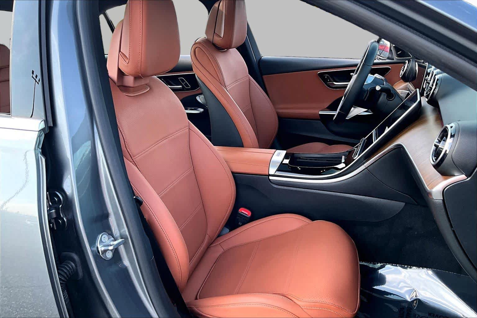 Used 2023 Mercedes-Benz C 300 4MATIC Sedan image 9