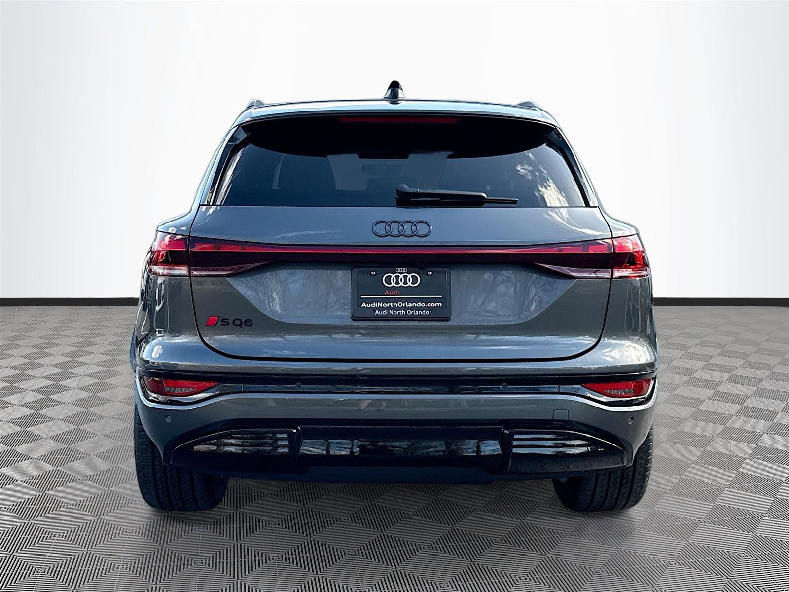 New 2025 Audi SQ6 e-tron Premium Plus image 6